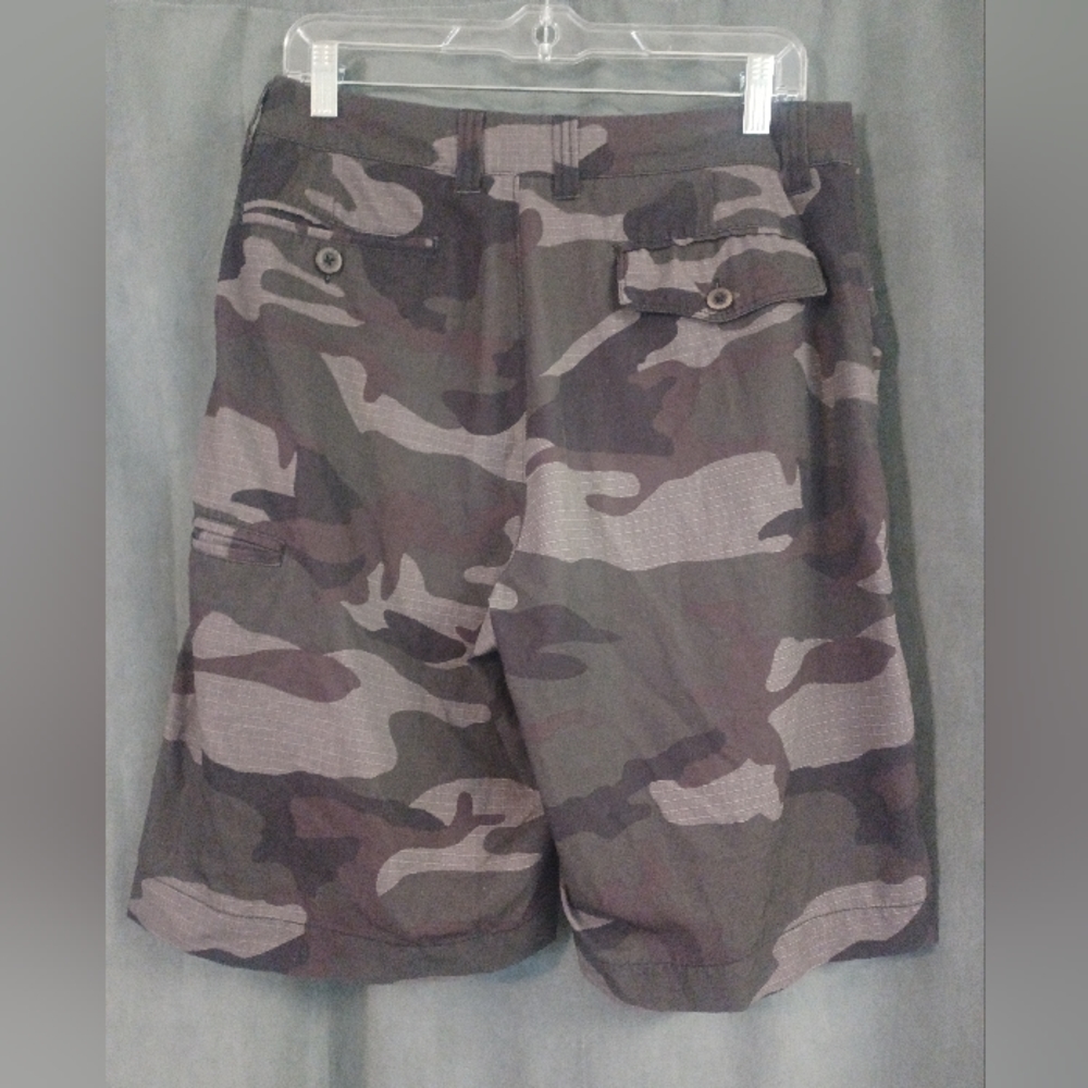 MENS CAMO SHORTS - Picture 2 of 10